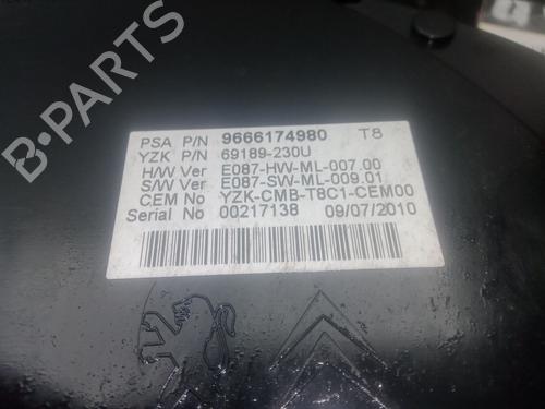 Instrument cluster PEUGEOT 5008 (0U_, 0E_) 1.6 HDi | BP32208885C47