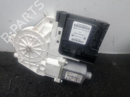 Left front window motor VW GOLF V (1K1) 1.9 TDI | BP34693147E21 - Image 2