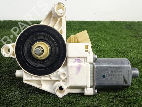 Used Right front window motor Right front window motor MERCEDES-BENZ R-CLASS (W251, V251) R 320 CDI 4-matic (251.022, 251.122) (224 hp) 32631967 32631967