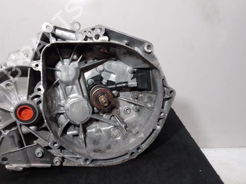 Cambio manuale PEUGEOT 308 II (LB_, LP_, LW_, LH_, L3_) 1.6 HDi / BlueHDi 115 (115 hp) 32016531