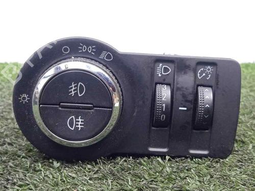 Used Headlight switch CHEVROLET CRUZE Hatchback (J305) 1.6 (124 hp) 29512392