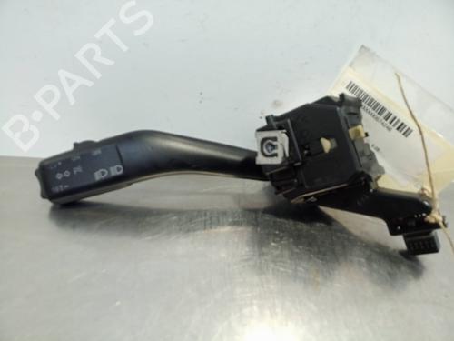 Used Headlight switch SEAT LEON (1P1) 1.9 TDI (105 hp) 15106304