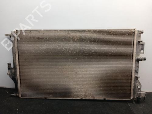 Used Water radiator Water radiator DACIA DUSTER (HM_) 1.5 dCi 115 4x4 (114 hp) 33117356 33117356
