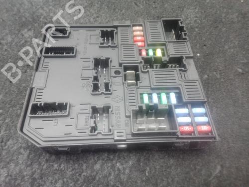 Sikringsdåse RENAULT MEGANE IV Hatchback (B9A/M/N_) 1.2 TCe 130 (B9MR) (130 hp) 32133466