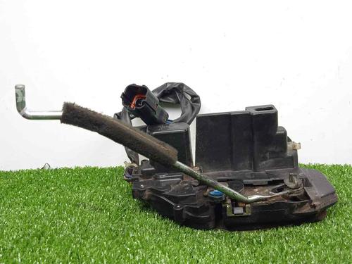 Used Front left lock KIA CARENS II MPV (FJ) [2002-2013]  8269110