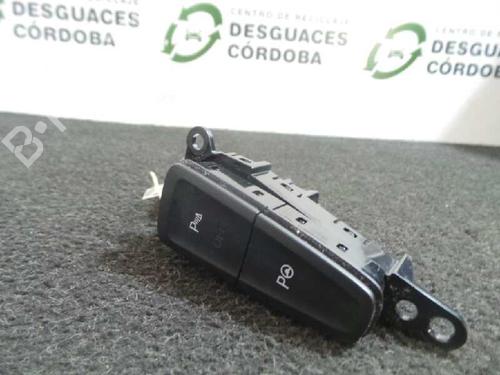 Used Switch FORD FOCUS III [2010-2020]  5714104