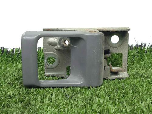 Used Front left interior door handle NISSAN CABSTAR E (TL_, VL_) 105.35, 110.35, 110.45 (TL0) (106 hp) 27255782