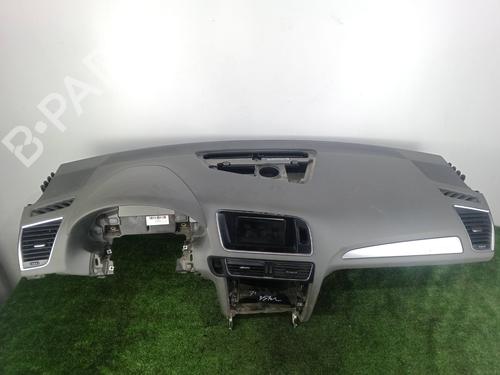 Dashboard AUDI Q5 (8RB) 2.0 TDI quattro | BP32386594C46