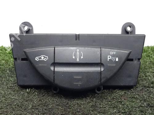 Used Switch MERCEDES-BENZ E-CLASS (W211) [2002-2009]  31968636