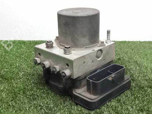 Used ABS pump IVECO DAILY VI Van 35S15, 35C15, 40C15, 50C15 (150 hp) 27805550