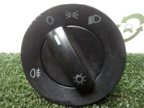 Used Headlight switch VW POLO (9N_, 9A_) 1.9 SDI (64 hp) 23441960