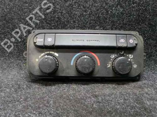 Used Climate control CHRYSLER VOYAGER IV (RG, RS) 2.5 CRD (141 hp) 5737295