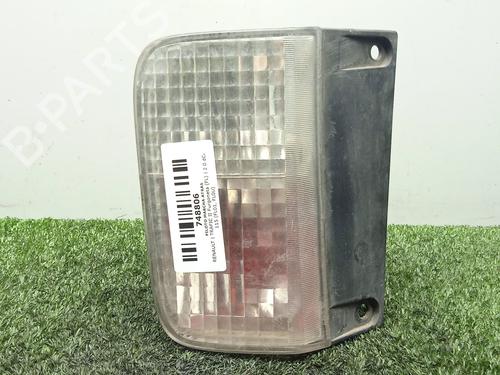 Used Reverse light RENAULT TRAFIC II Van (FL) 2.0 dCi 115 (FL01, FL0U, FL00, FL0H, FL0M) (114 hp) 32043232