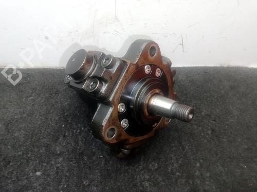 Pompe à injection CHEVROLET CAPTIVA (C100, C140) 2.0 D 4WD (150 hp) 29743138