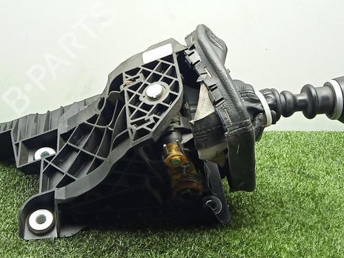 Used Gear lever Gear lever FORD TRANSIT Van (FA_ _) 2.2 TDCi (115 hp) 34693119 34693119