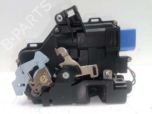 Front left lock VW TOURAN (1T1, 1T2) 2.0 TDI 16V | BP16917996C98 
