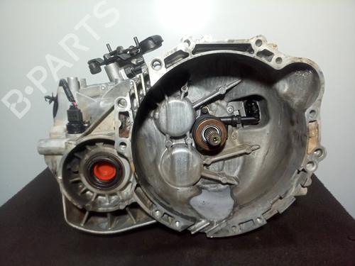 Used Gearbox KIA MAGENTIS II (MG) 2.0 CRDi (140 hp) 10625047
