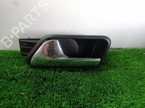 Venstre bagtil invendig håndtag VW TOURAN (1T1, 1T2) 1.9 TDI (105 hp) 10325384