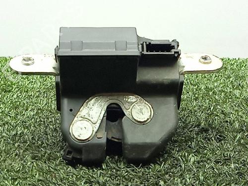 Used Tailgate lock FIAT GRANDE PUNTO (199_) 1.3 D Multijet (75 hp) 31628714