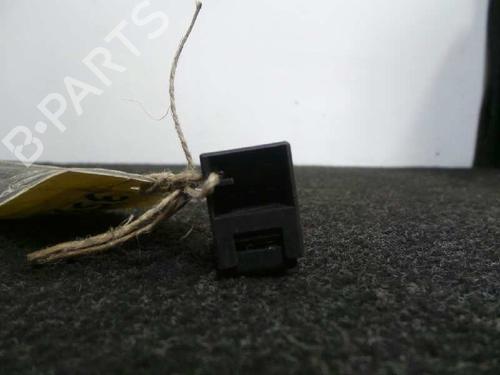 Right front window switch SKODA OCTAVIA I (1U2)  | BP12207961I26 