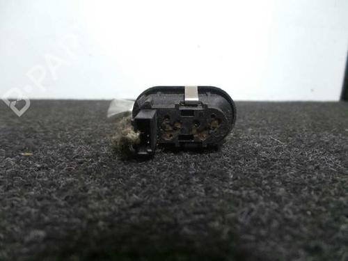 Right front window switch OPEL ZAFIRA A MPV (T98) 2.0 DI 16V (F75) | BP12208103I26 