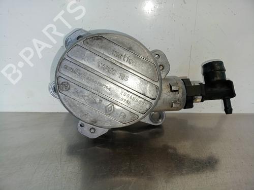 Used Vacuum pump RENAULT MASTER II Van (FD) [1997-2013]  5715412