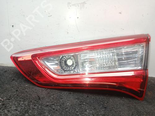 right-tailgate-light-toyota-yaris-_p13_-2010-2011-2012-2013-2014-2015-2016-2017-2018-2019-2020-40530810 main image
