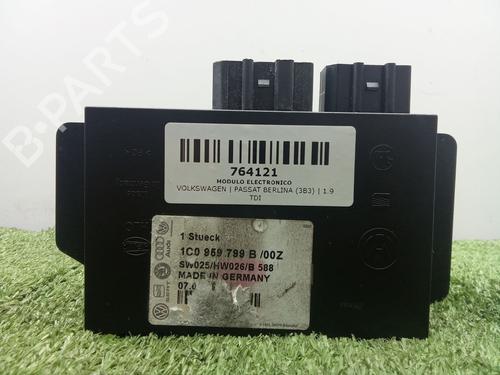 Used Electronic module Electronic module VW PASSAT B5.5 (3B3) 1.9 TDI (130 hp) 35951776 35951776