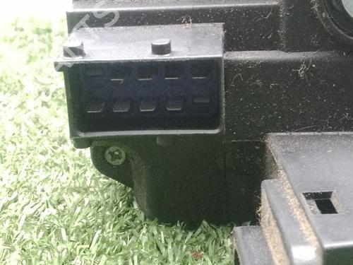 Front left lock RENAULT TRAFIC II Van (FL) 2.5 dCi 135 (FL0D) | BP38045192C98 - Image 4