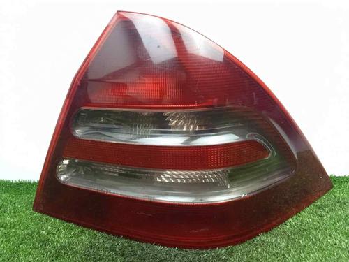 Used Right taillight Right taillight MERCEDES-BENZ C-CLASS (W203) C 220 CDI (203.006, 203.008) (143 hp) 10546287 10546287
