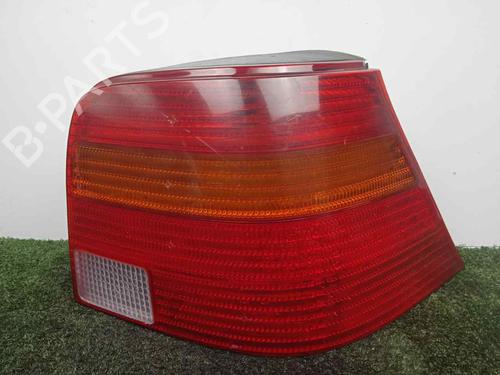 Used Right taillight VW GOLF IV (1J1) 1.9 TDI (90 hp) 7577580
