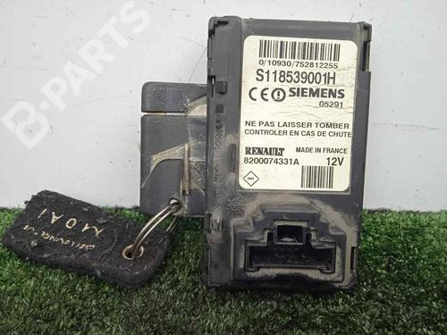 Used Ignition barrel Ignition barrel RENAULT MEGANE II (BM0/1_, CM0/1_) 1.5 dCi (BM1F, CM1F) (86 hp) 8422962 8422962