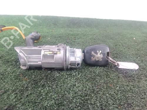 Used Ignition barrel PEUGEOT 406 (8B) 2.0 HDI 90 (90 hp) 31995704