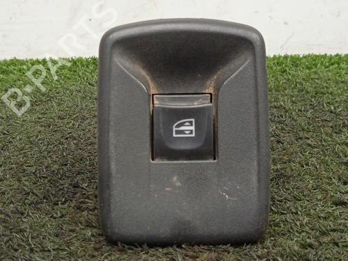 Used Right front window switch RENAULT KANGOO Express (FW0/1_) 1.5 dCi 75 (FW07, FW10, FW04) (75 hp) 31860011