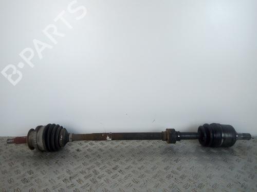Used Right front driveshaft HYUNDAI TRAJET (FO) [1999-2008]  11136974