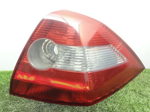 Feu arrière droit RENAULT MEGANE II Saloon (LM0/1_) 1.5 dCi (LM0F, LM0T, LM2B) (82 hp) 30683786