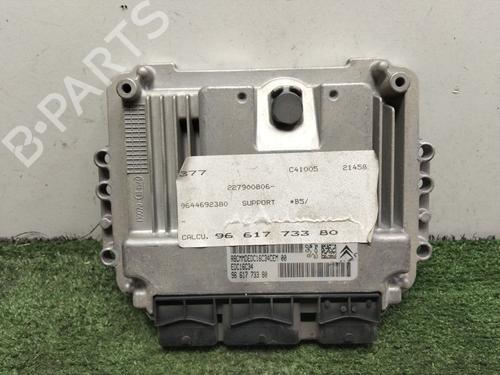 Used Engine control unit (ECU) Engine control unit (ECU) CITROËN C4 I (LC_) 1.6 HDi (90 hp) 40595047 40595047
