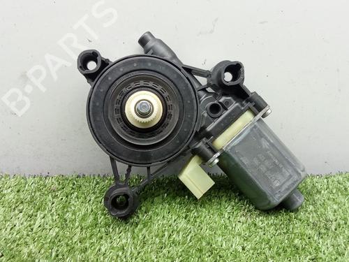 Rudehejsemotor forskærm højre Rudehejsemotor forskærm højre VW CRAFTER Van (SY_, SX_) 2.0 TDI FWD (SYB, SYC, SYD) (177 hp) 39883427 39883427