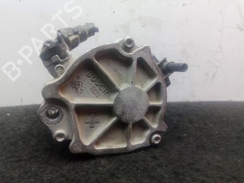 Used Vacuum pump PEUGEOT 208 I (CA_, CC_) 1.6 HDi / BlueHDi 75 (75 hp) 24438583