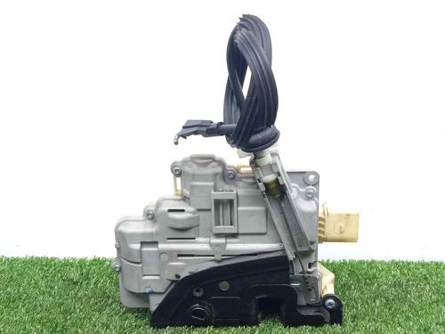 Rear left lock VW PASSAT B6 (3C2) 2.0 TDI 16V | BP8597579C100 