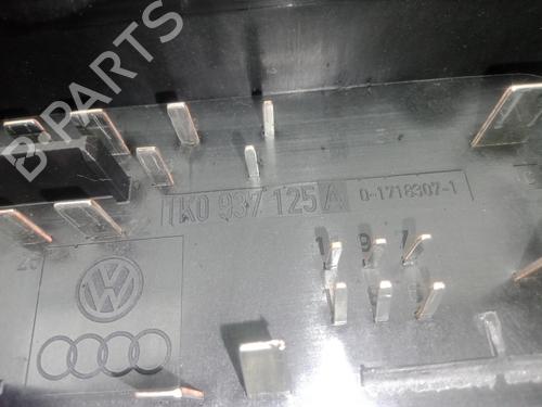 Fuse box VW GOLF V (1K1) 1.9 TDI | BP25755475E1 