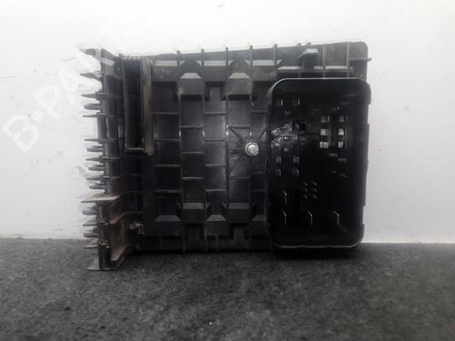 Fuse box VW GOLF V (1K1) 1.9 TDI | BP27895820E1 