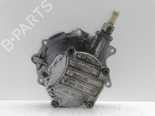 Used Vacuum pump MERCEDES-BENZ VITO Van (W638) [1997-2003]  17828801