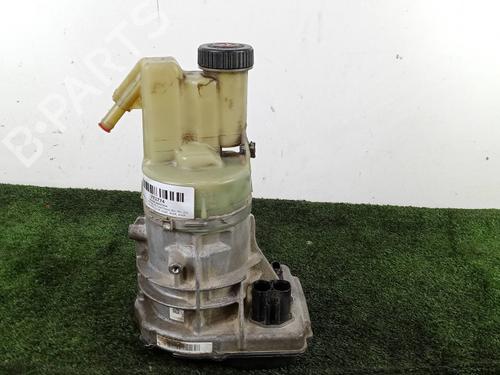 Used Steering pump Steering pump RENAULT MASTER III Platform/Chassis (EV, HV, UV) 2.3 dCi 145 FWD (EV0E, EV0F, HV0E, HV0F, UV0E, UV0F,... (146 hp) 40530807 40530807