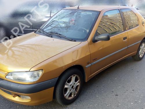Front right lock PEUGEOT 306 (7B, N3, N5)  | BP8411531C97 