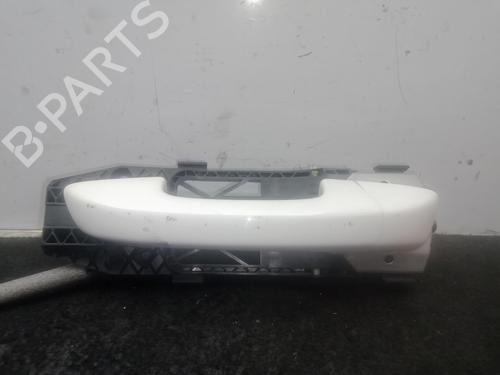 Used Front left exterior door handle VW GOLF VI (5K1) 1.6 TDI (105 hp) 31815395