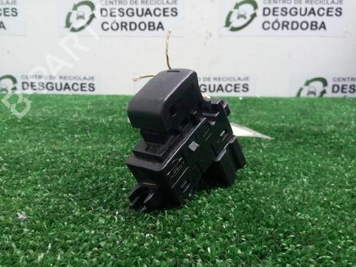 Used Right rear window switch NISSAN QASHQAI I (J10, NJ10) [2006-2015]  12208831