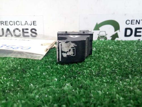Used Left rear window switch Left rear window switch VW PASSAT B6 (3C2) 2.0 TDI 16V 4motion (140 hp) 10718518 10718518