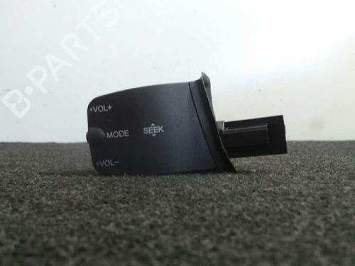 Used Steering wheel controls FORD FOCUS C-MAX (DM2) [2003-2007]  12208436