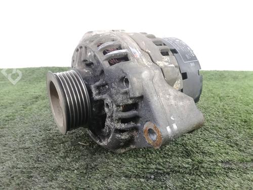 Used Alternator CITROËN XSARA (N1) 1.9 TD (90 hp) 32183790